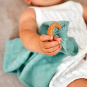 Neutral baby gifts